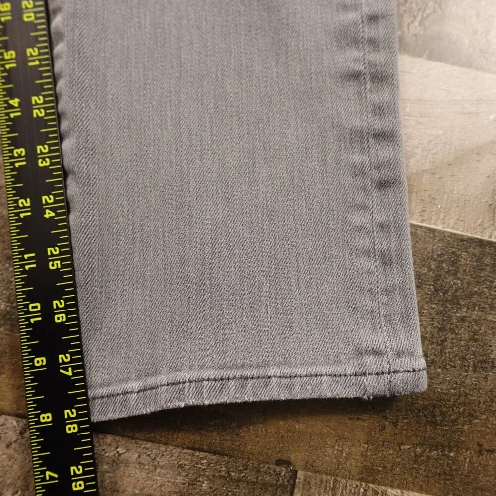Banana Republic The Traveler Jeans Men’s 33x30 Gray Slim Casual Denim‎